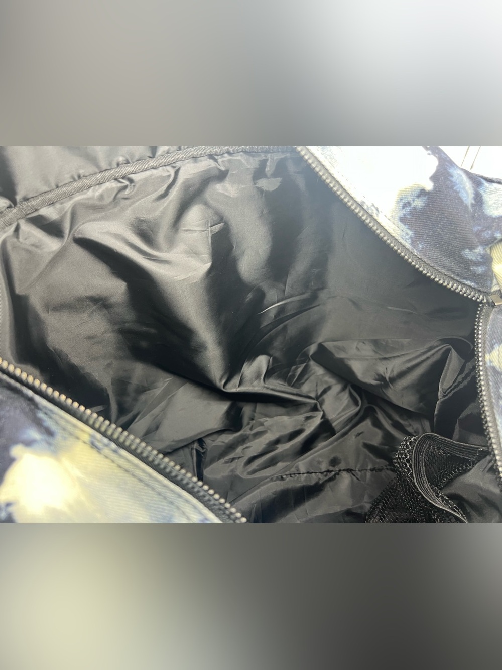 THINK ROYLN Wingman Denim Tie Dye Tote Weekender Duffel Carryon Overnight Bag - Picture 15 of 17
